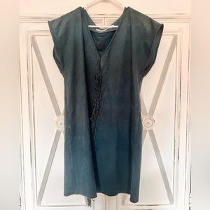 Marie Oliver caftan classic dress. Dark green suede. Size medium.